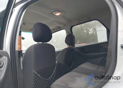 2004 Ford Escape Xlt из США, поврежденный, VIN 1FMYU03134KA64874